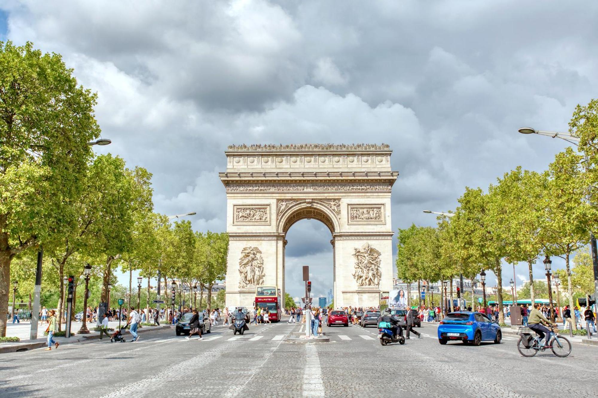 Luxueux 200M2 5Ch Champs Elysees A 1Min Perle Rare Paris Exterior photo