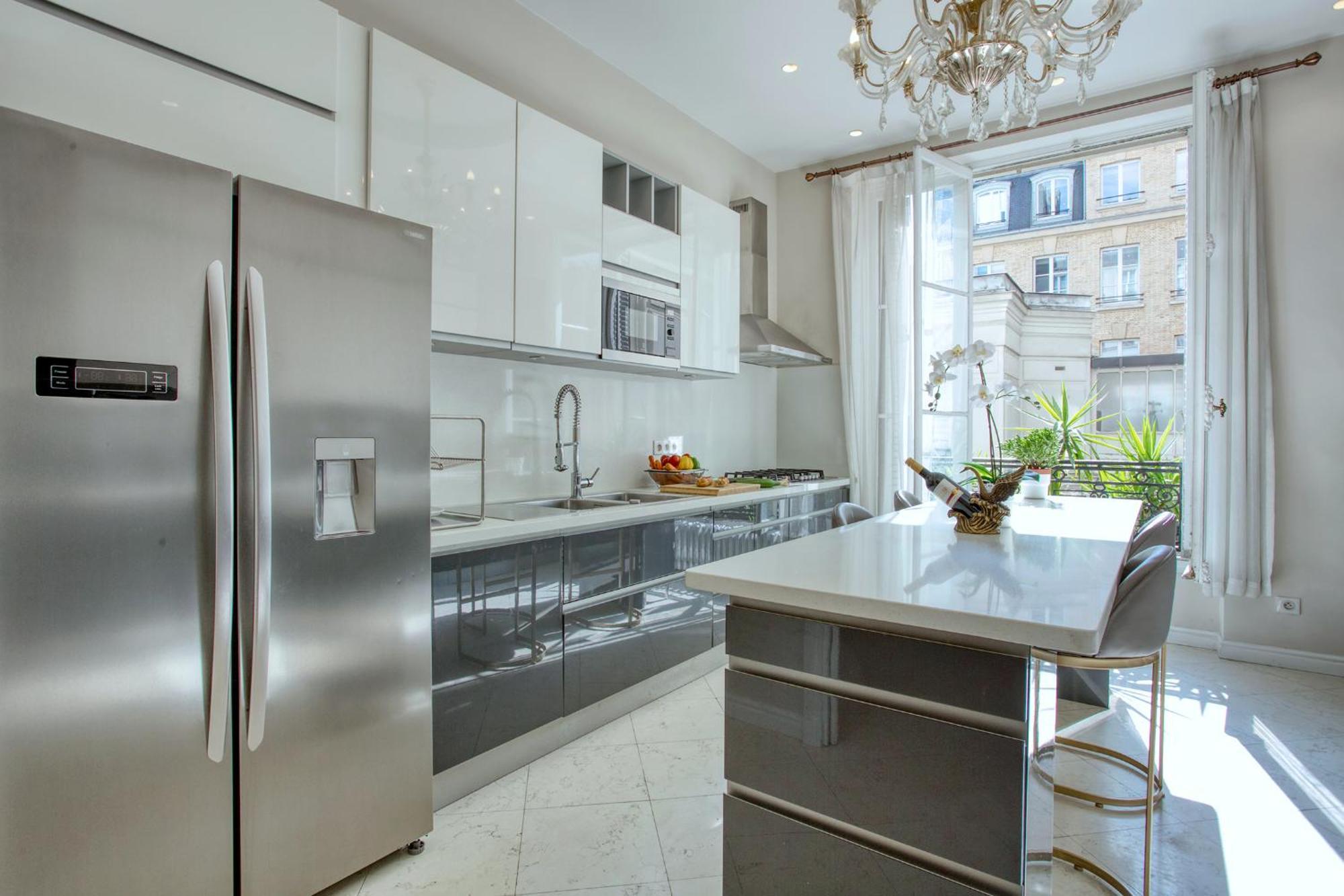 Luxueux 200M2 5Ch Champs Elysees A 1Min Perle Rare Paris Exterior photo