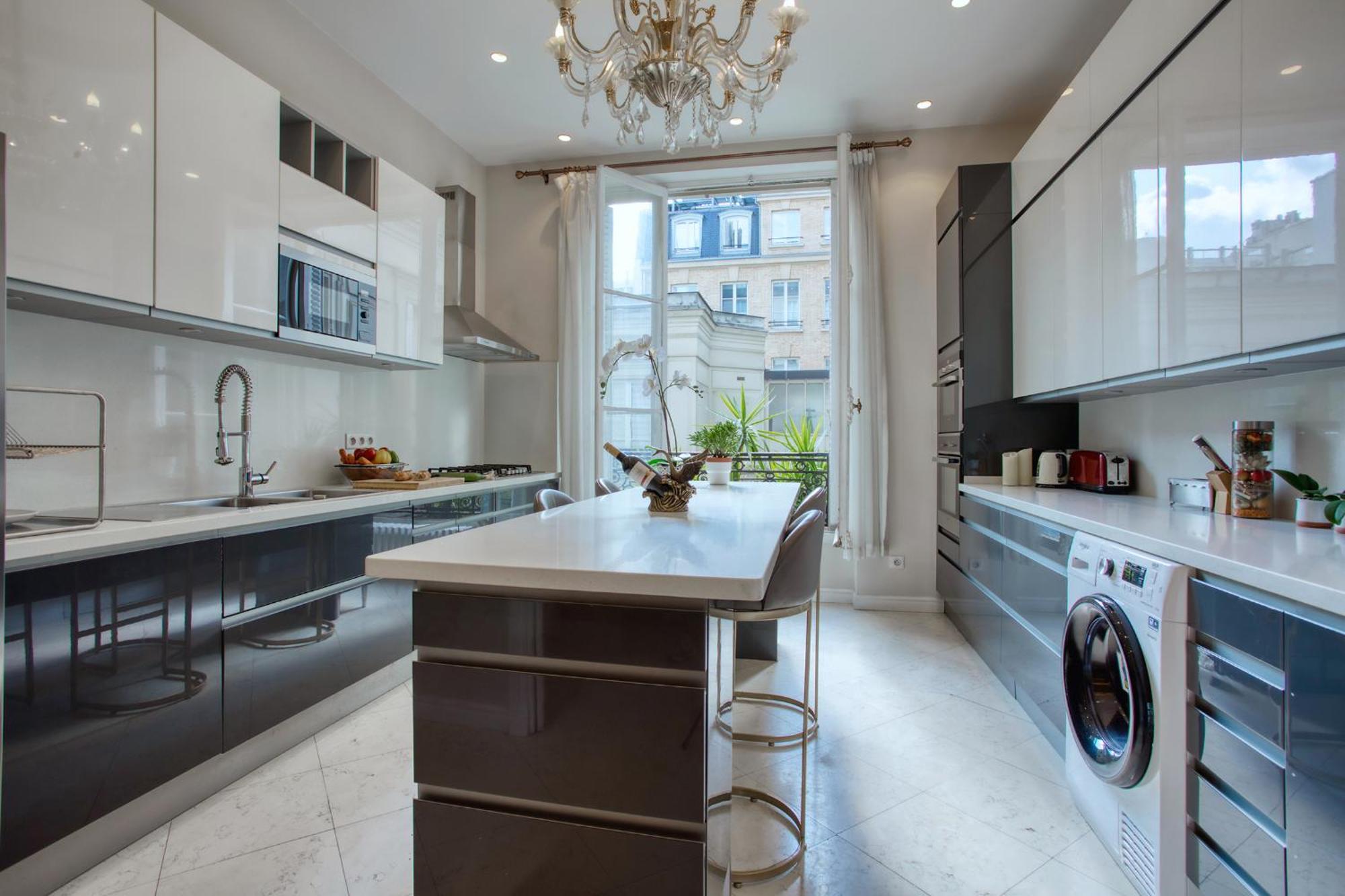 Luxueux 200M2 5Ch Champs Elysees A 1Min Perle Rare Paris Exterior photo