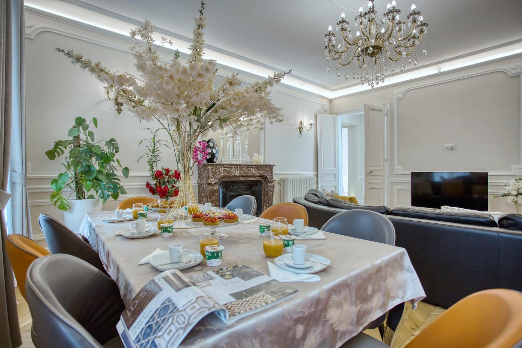 Luxueux 200M2 5Ch Champs Elysees A 1Min Perle Rare Paris Exterior photo